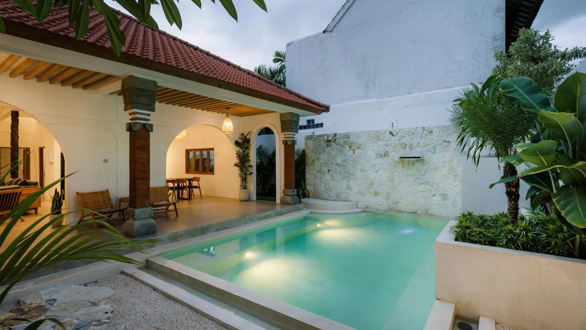 Villa Batu Putih Seminyak  Seminyak (Bali)