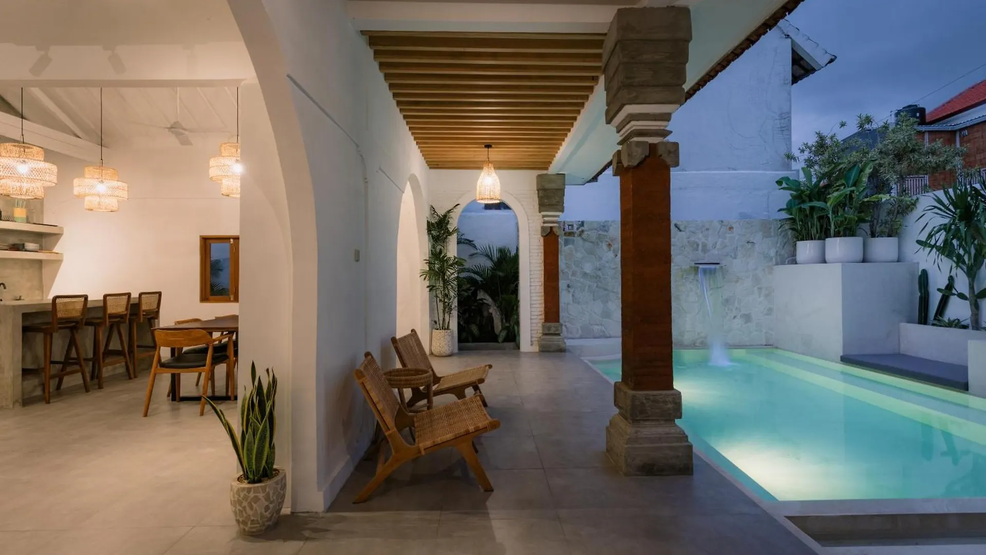 Villa Batu Putih Seminyak  Seminyak (Bali)